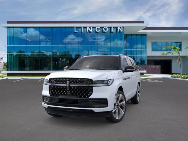 New 2026 Lincoln Navigator Black Label AWD/4WD image 2