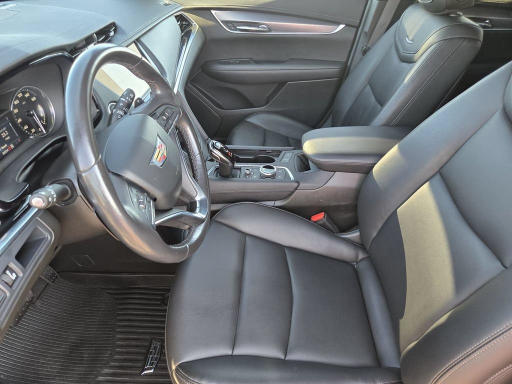 Certified 2024 Cadillac XT6 Luxury w/ LPO, Floor Liner Package AWD/4WD image 7