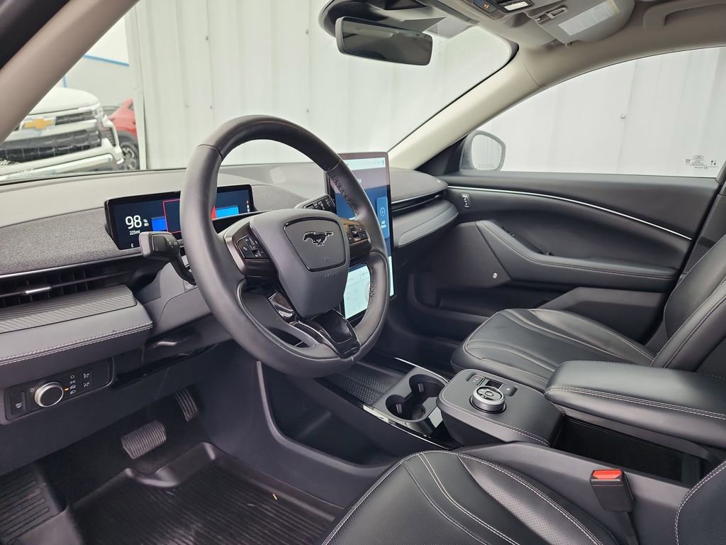 Used 2021 Ford Mustang Mach-E Premium image 14
