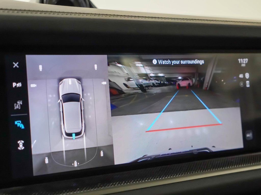 Certified 2025 Porsche Cayenne Turbo image 31