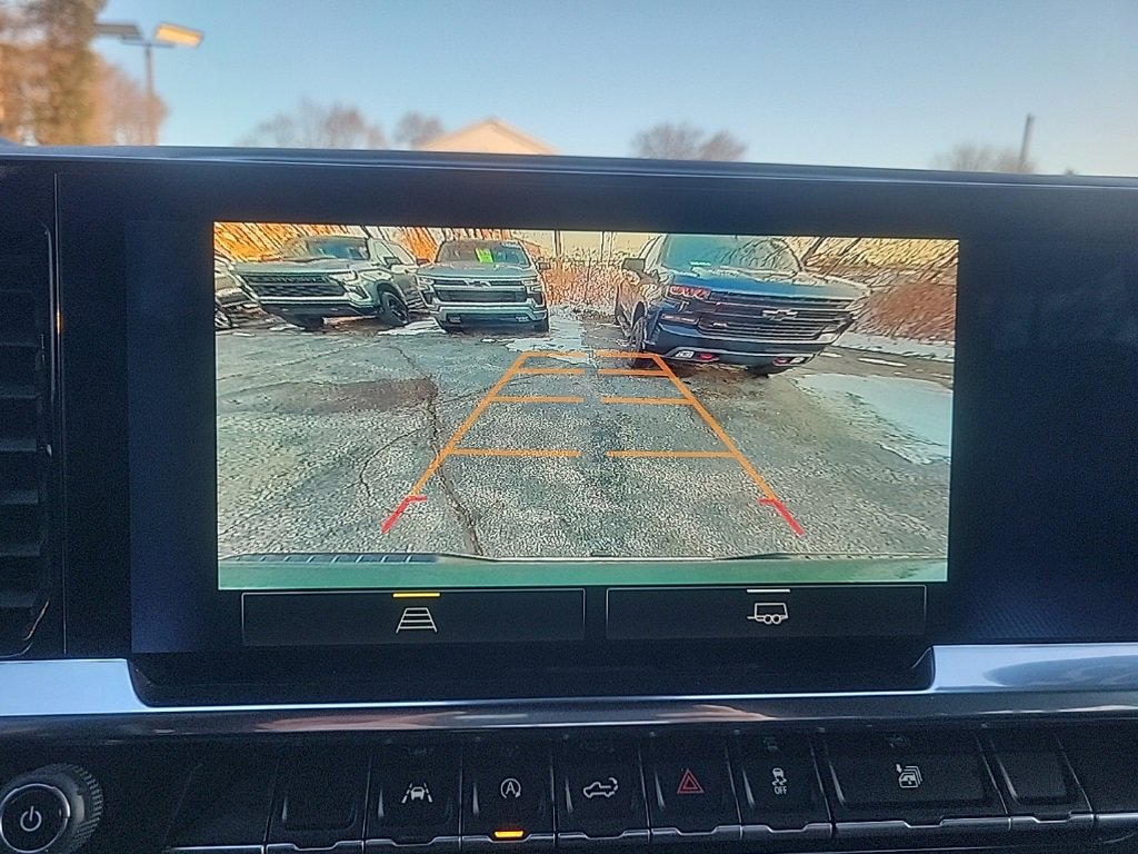 Certified 2025 Chevrolet Silverado 1500 LT image 16