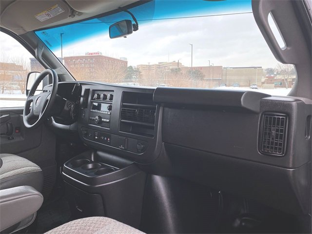 Used 2023 GMC Savana 2500 LS w/ Driver Convenience Package image 25