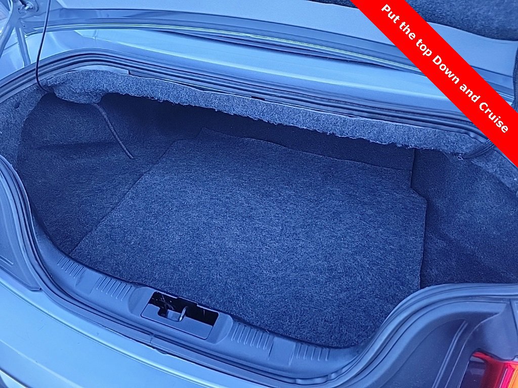 Used 2021 Ford Mustang Premium image 13