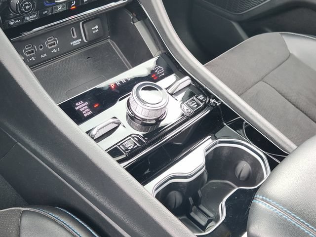 Certified 2023 Jeep Grand Cherokee Trailhawk w/ Advanced Protech Group II AWD/4WD image 21