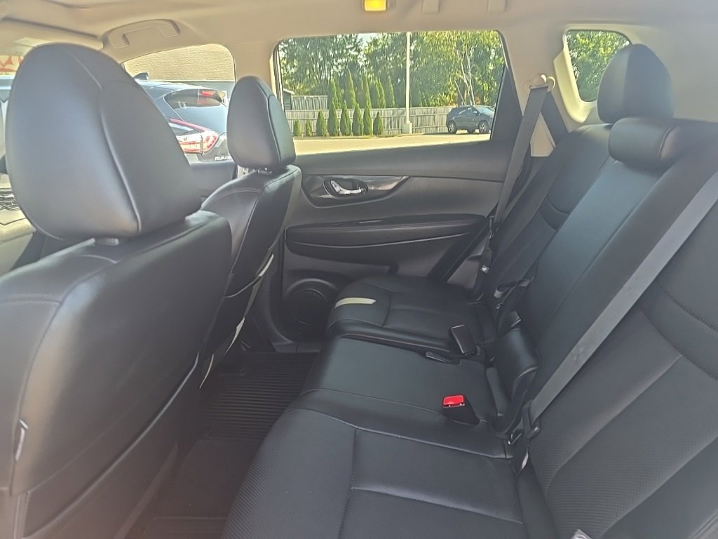 Used 2020 Nissan Rogue SL image 6