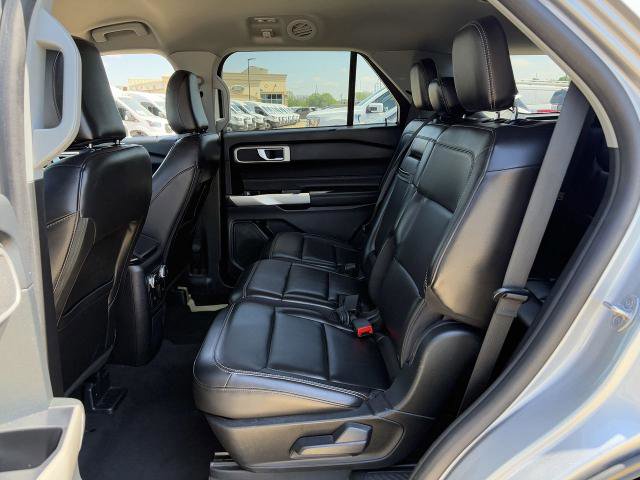Certified 2023 Ford Explorer XLT w/ Equipment Group 202A RWD image 27