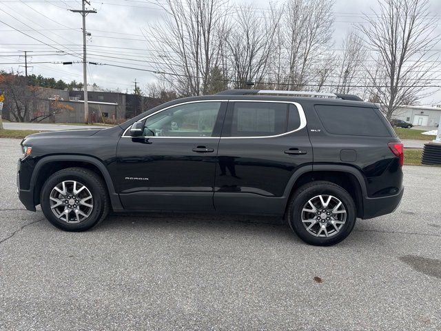 Used 2023 GMC Acadia SLT w/ Preferred Package image 3