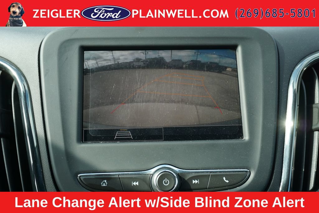 Used 2023 Chevrolet Equinox RS w/ LPO, Floor Liner Package FWD image 19
