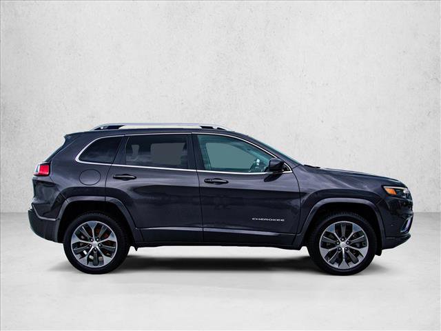 Used 2019 Jeep Cherokee Overland w/ Technology Group AWD/4WD image 4