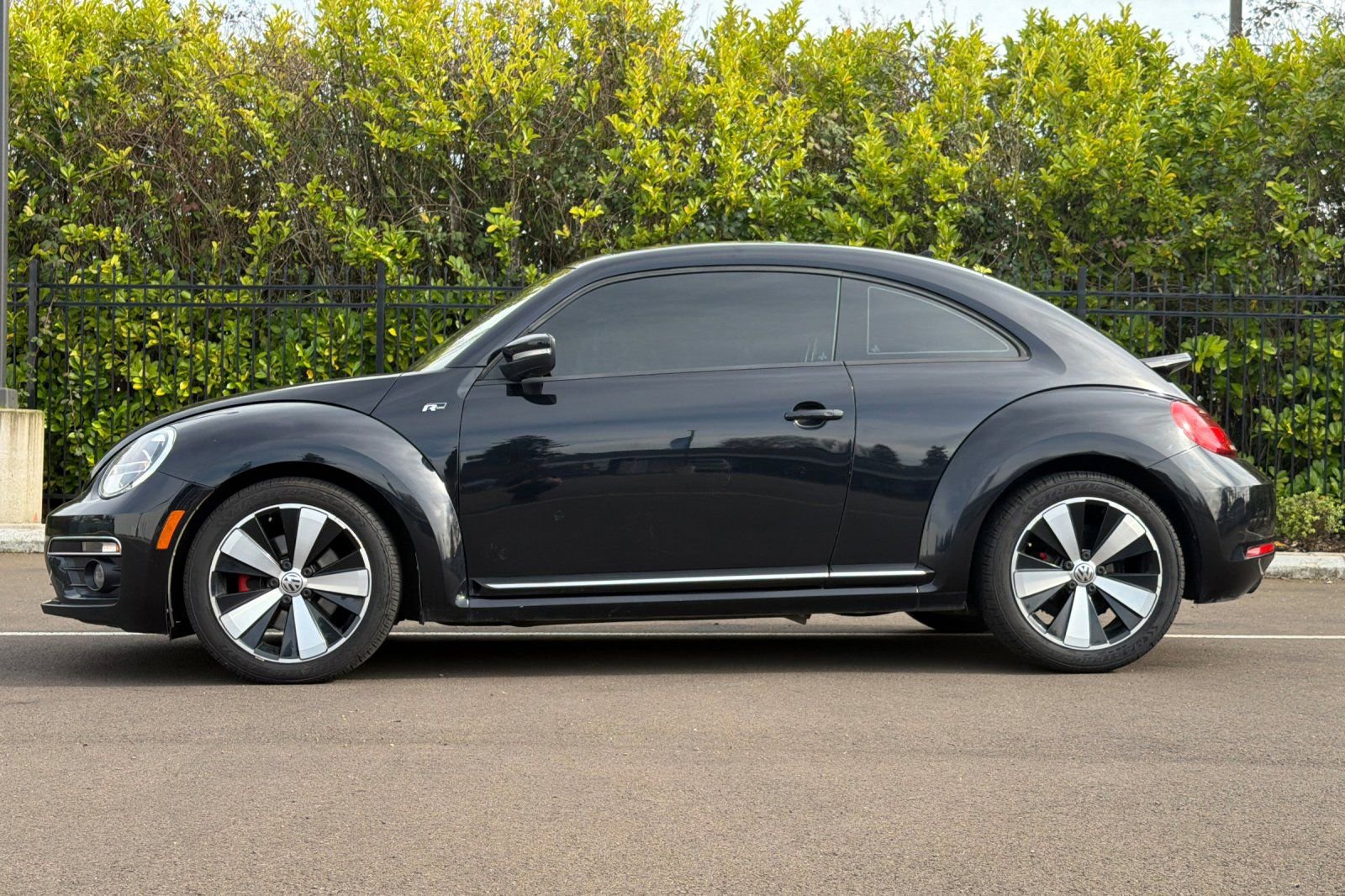 Used 2014 Volkswagen Beetle R-Line image 7