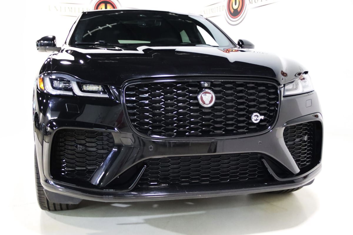 Used 2022 Jaguar F-PACE SVR AWD/4WD image 26