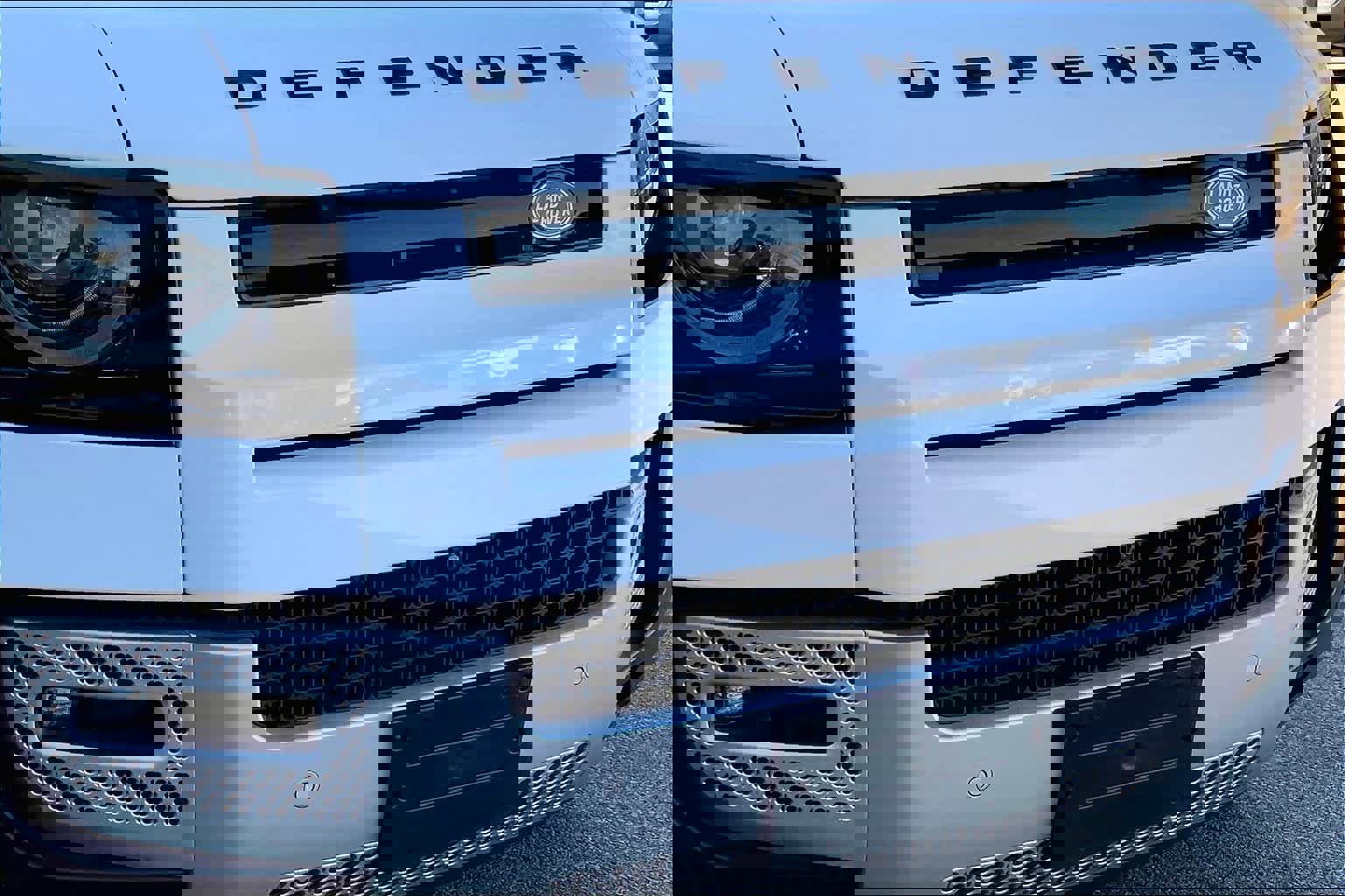 Used 2020 Land Rover Defender 110 SE image 26