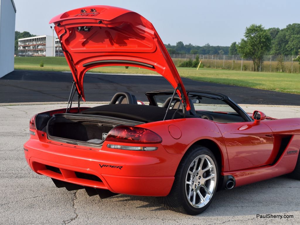 Used 2003 Dodge Viper SRT-10 image 57