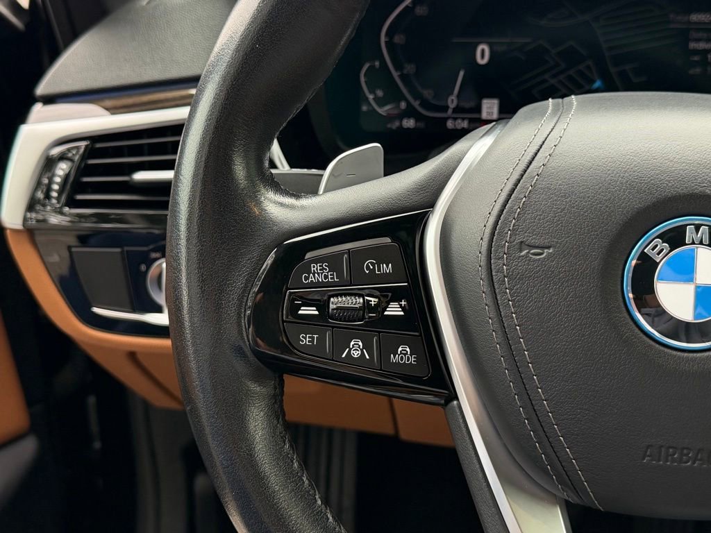 Used 2022 BMW 530e RWD image 19