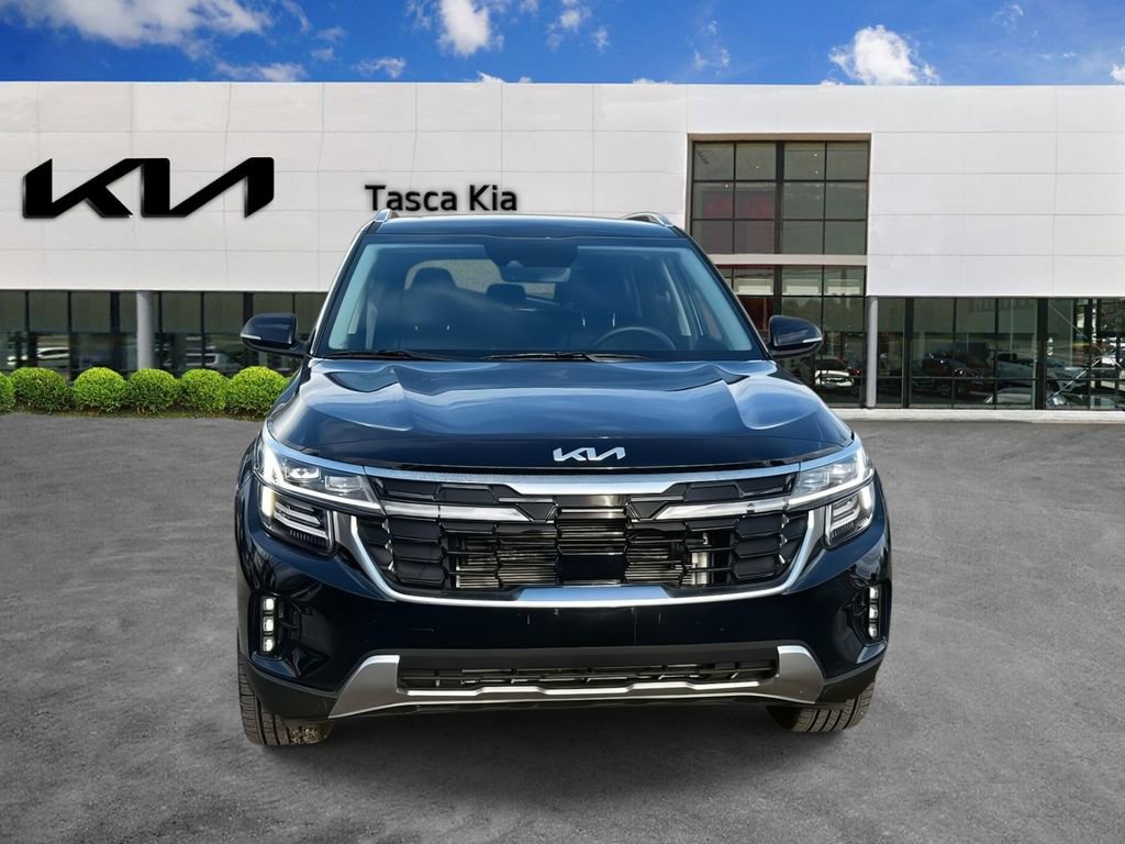 Used 2025 Kia Seltos SX image 2