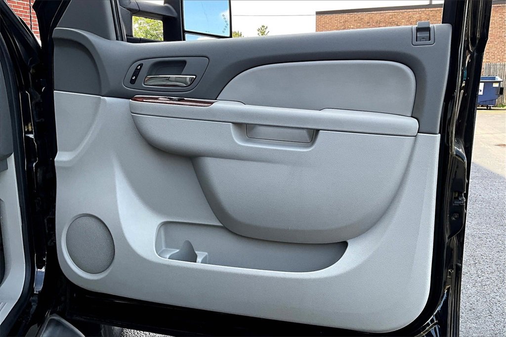 Used 2013 Chevrolet Silverado 3500 LTZ w/ LTZ Plus Package image 24