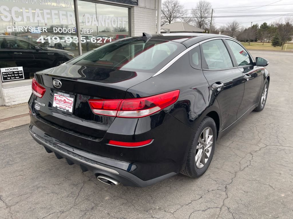 Used 2020 Kia Optima LX image 3