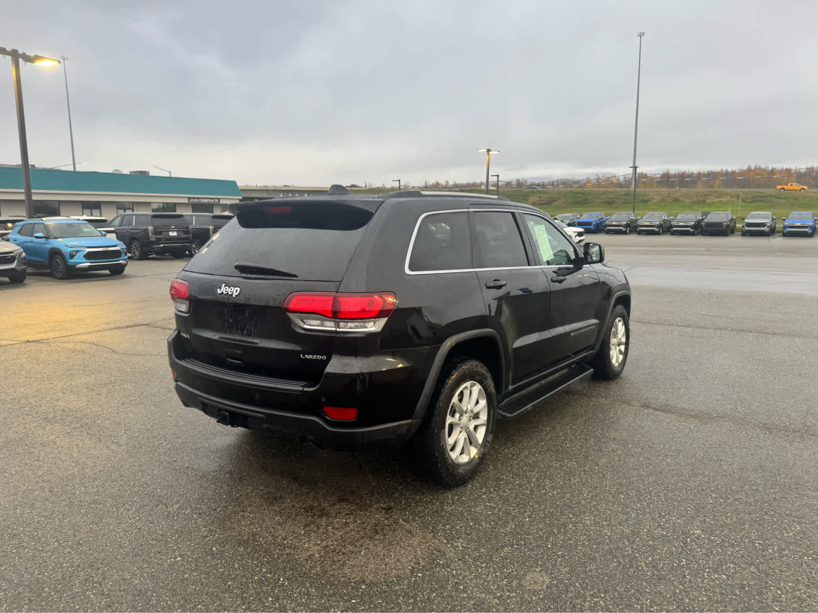 Used 2021 Jeep Grand Cherokee Laredo w/ Security & Convenience Group image 5