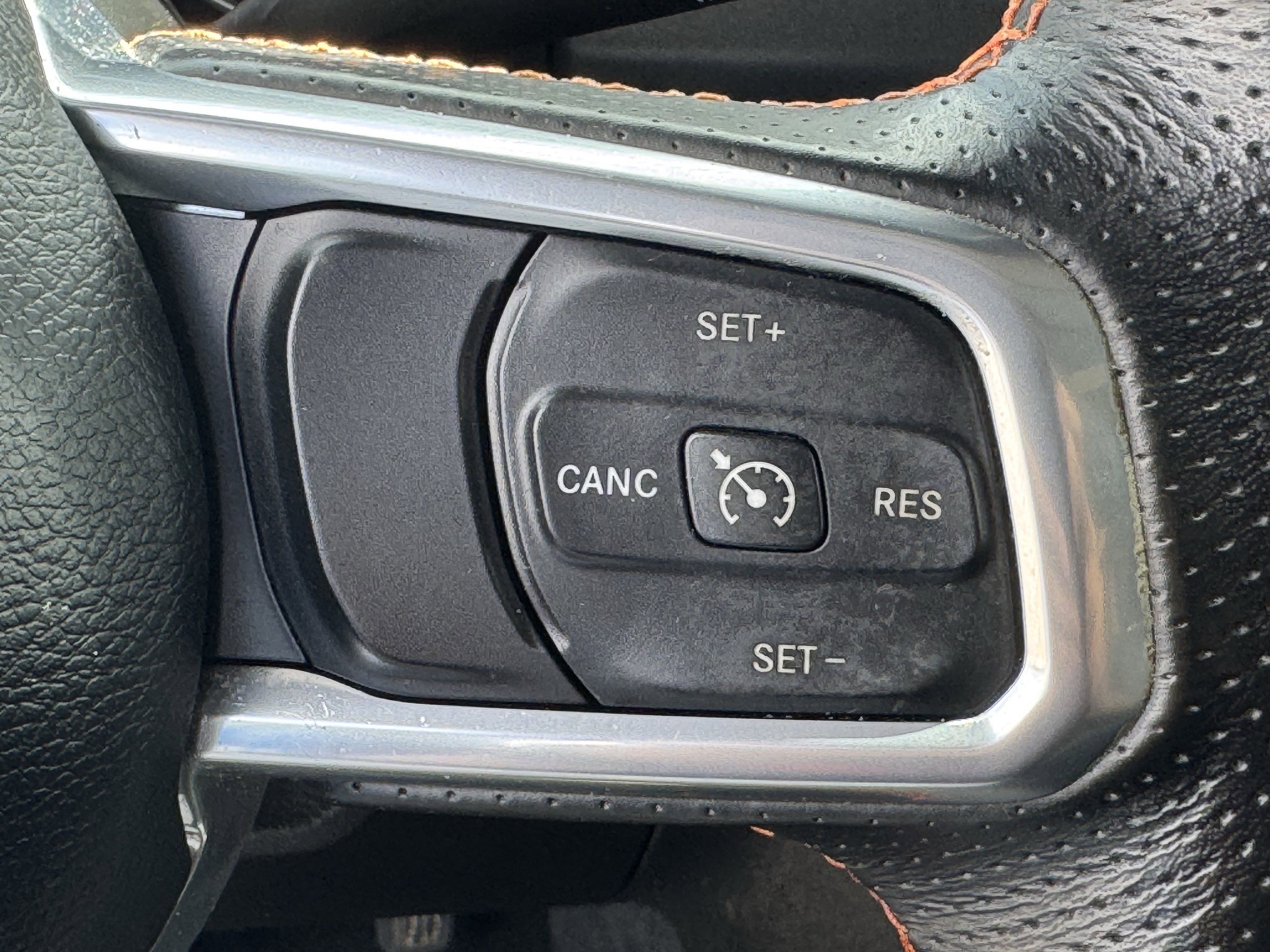 Used 2022 Jeep Gladiator Mojave w/ LED Lighting Group image 23