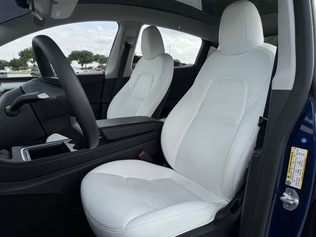 Used 2024 Tesla Model Y Long Range AWD/4WD image 27