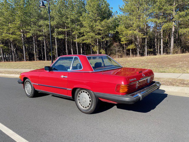 Used 1988 Mercedes-Benz 560 SL image 21