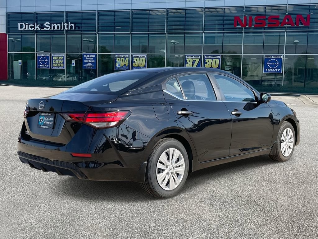 Used 2025 Nissan Sentra S image 6