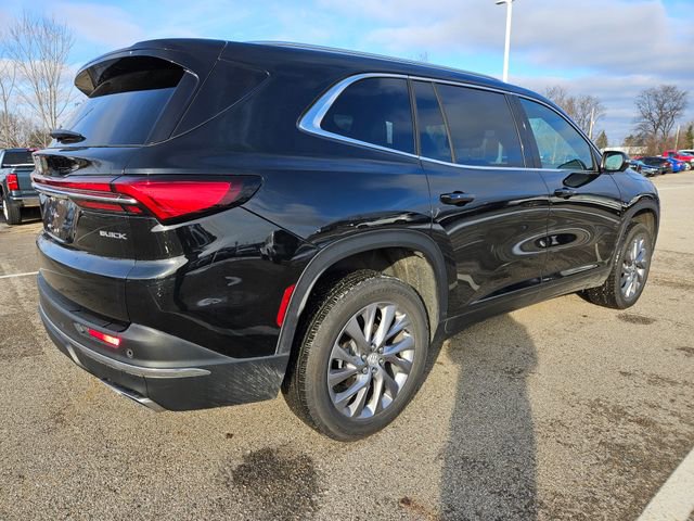 Used 2025 Buick Enclave Preferred image 7
