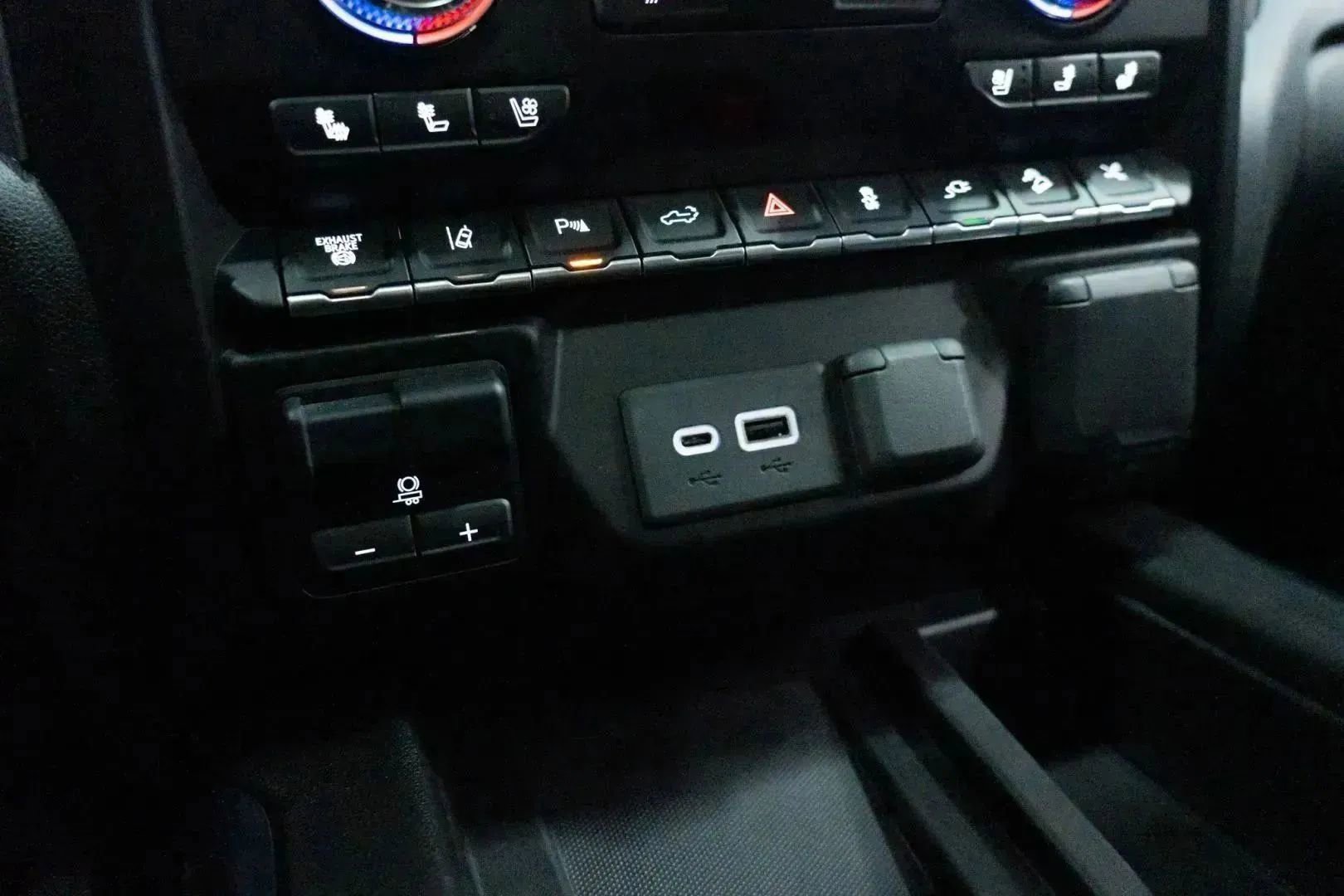 Used 2022 GMC Sierra 2500 Denali w/ Denali Ultimate Package image 45