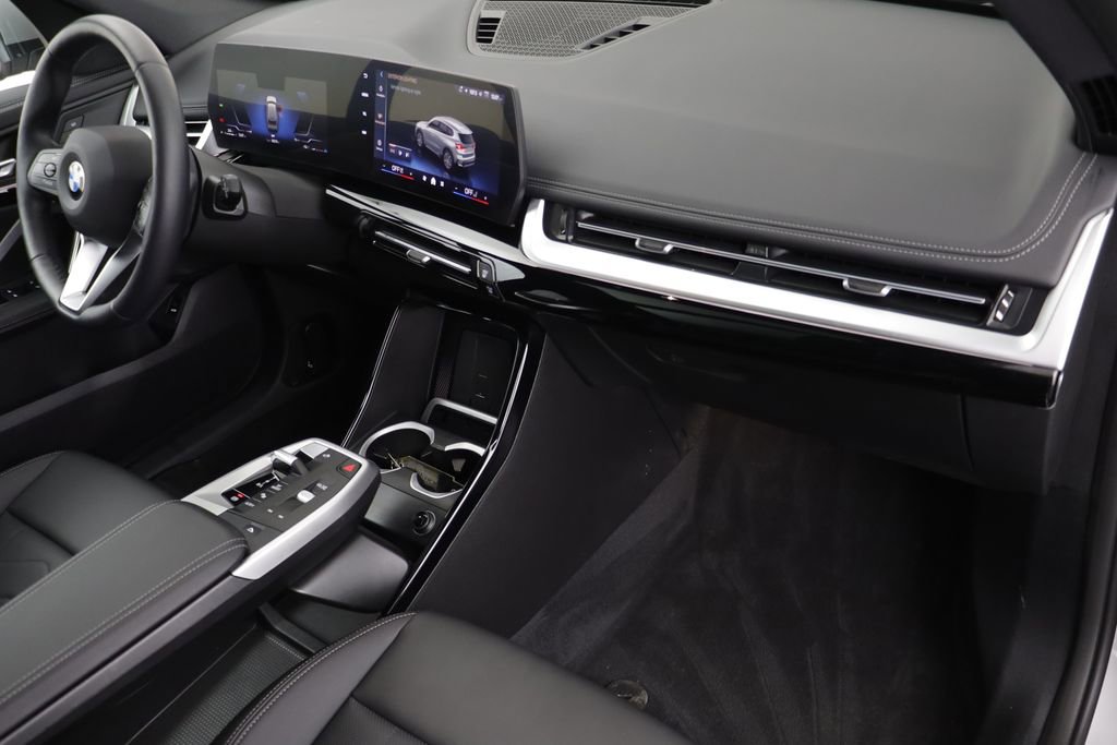 Certified 2025 BMW X1 xDrive28i w/ Convenience Package image 18