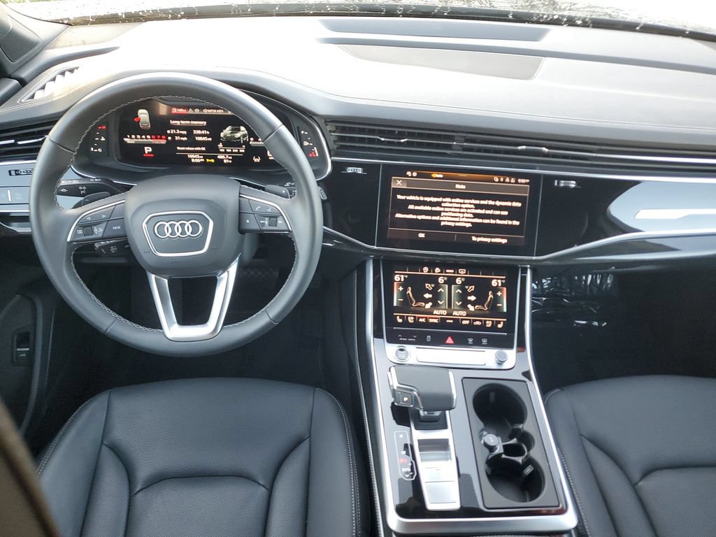 Certified 2025 Audi Q7 2.0T Premium Plus w/ Premium Plus Package AWD/4WD image 3