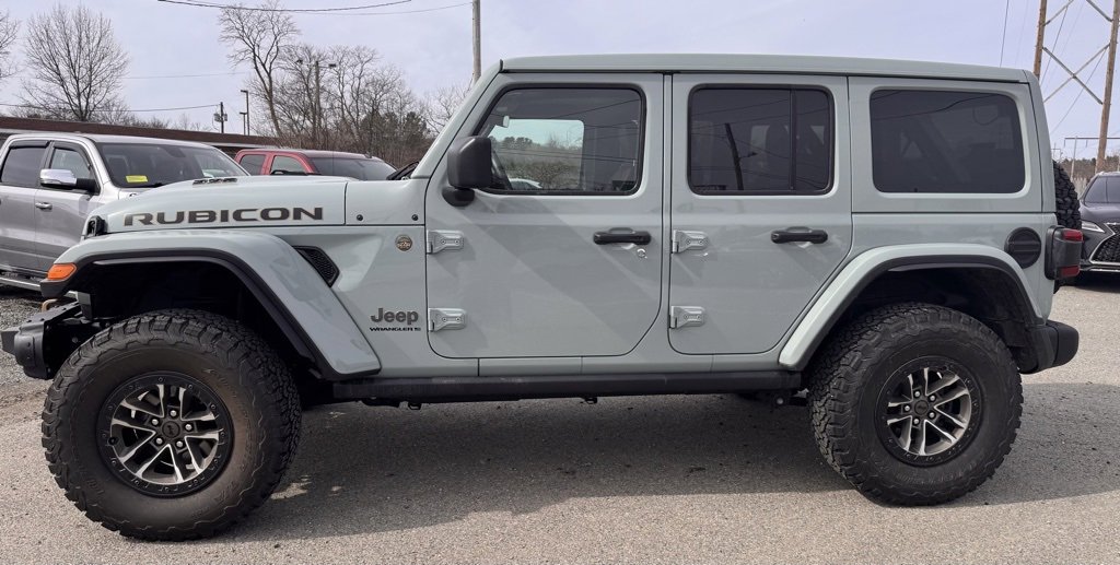 Used 2024 Jeep Wrangler Rubicon 392 image 2