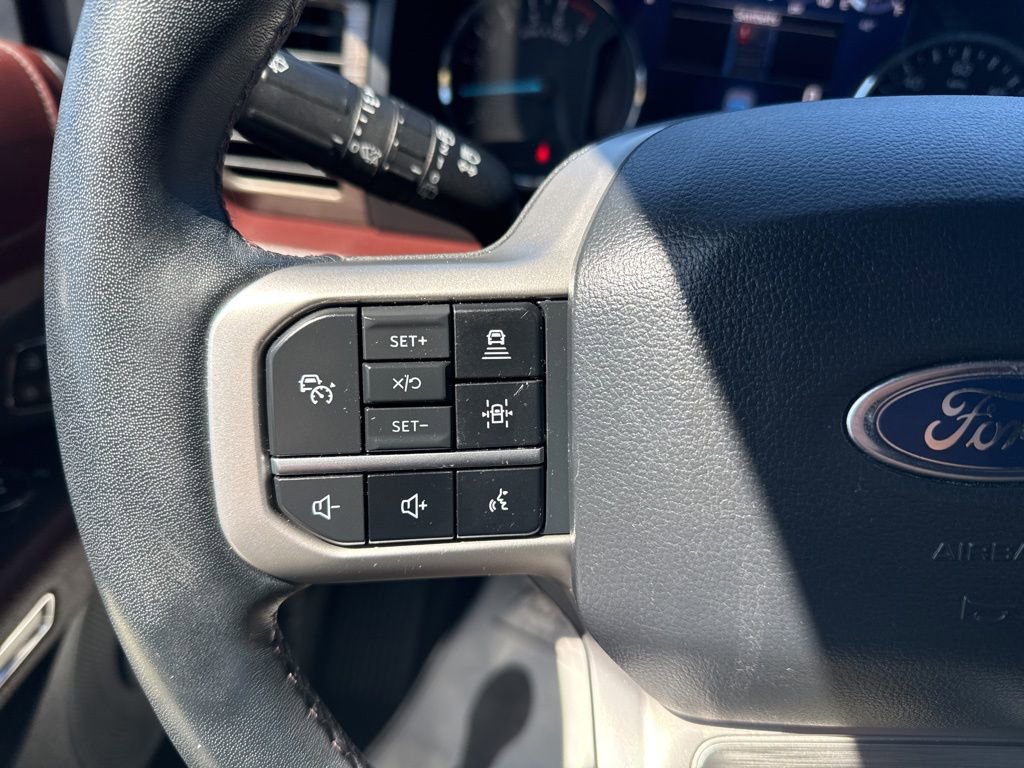 Used 2024 Ford Expedition Limited image 17