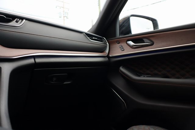 New 2025 Jeep Grand Cherokee Summit w/ Obsidian Package image 43