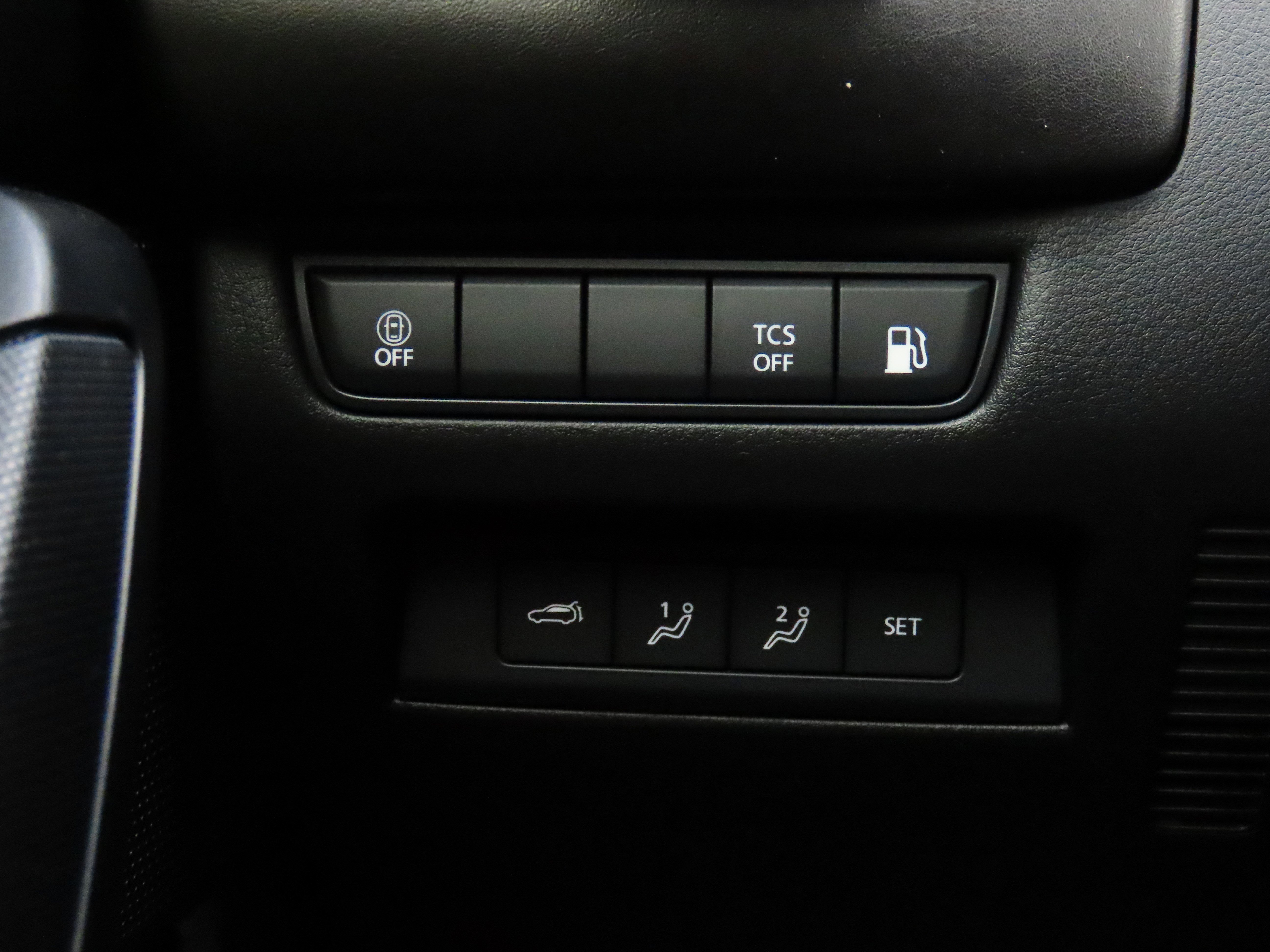 Used 2025 MAZDA CX-50 2.5 Hybrid w/ Premium Plus Pkg image 36