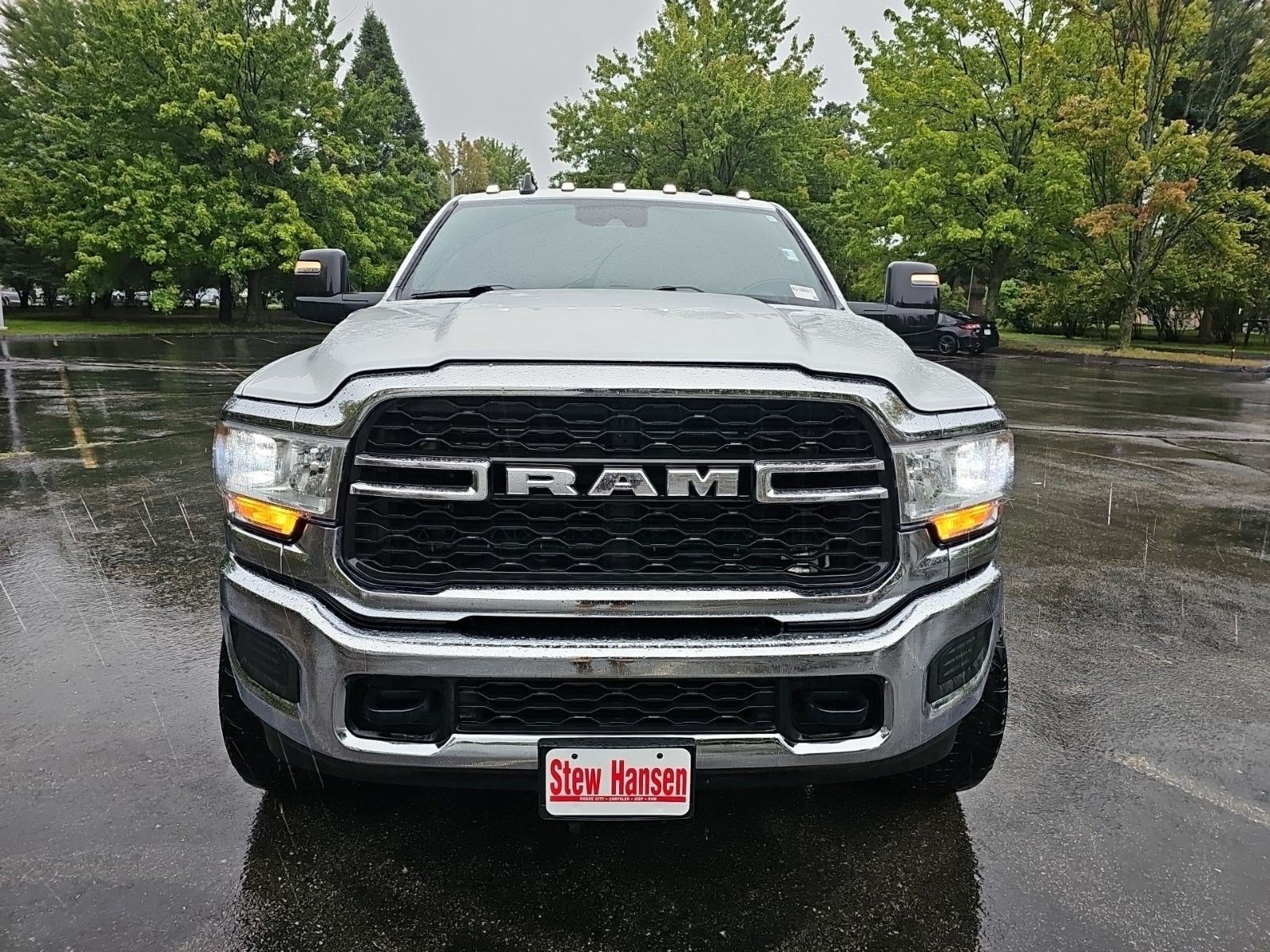 Used 2024 RAM 3500 Tradesman w/ Safety Group AWD/4WD image 9