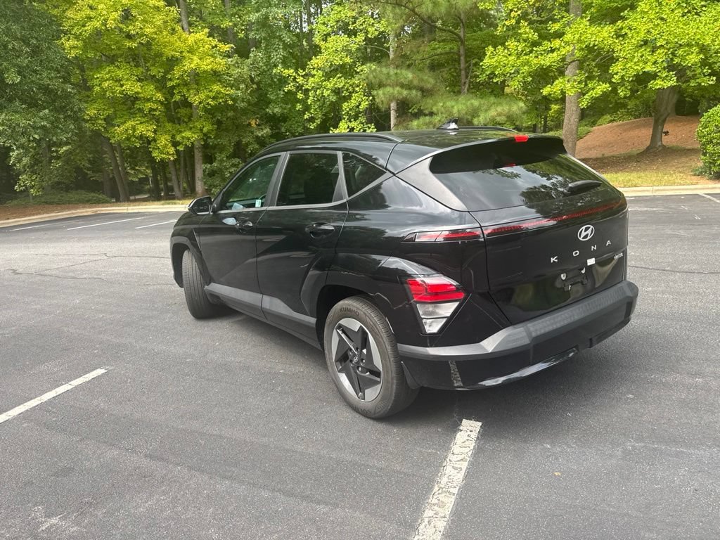 Used 2024 Hyundai Kona SEL FWD image 6