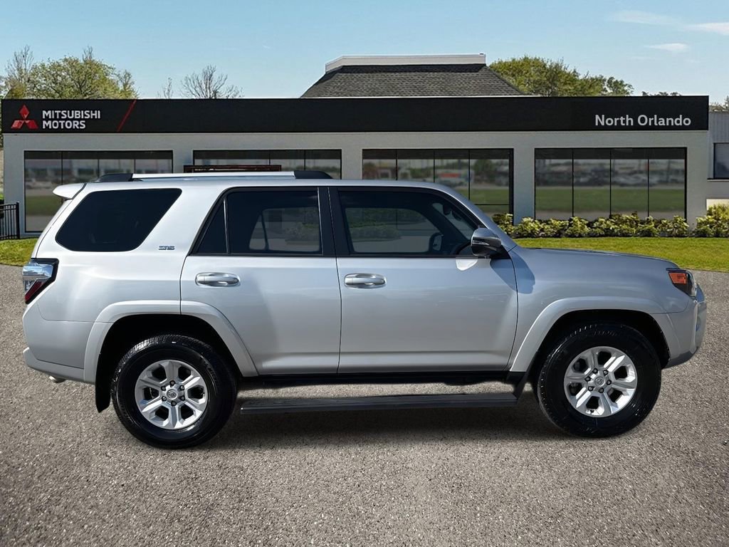 Used 2023 Toyota 4Runner SR5 Premium image 2