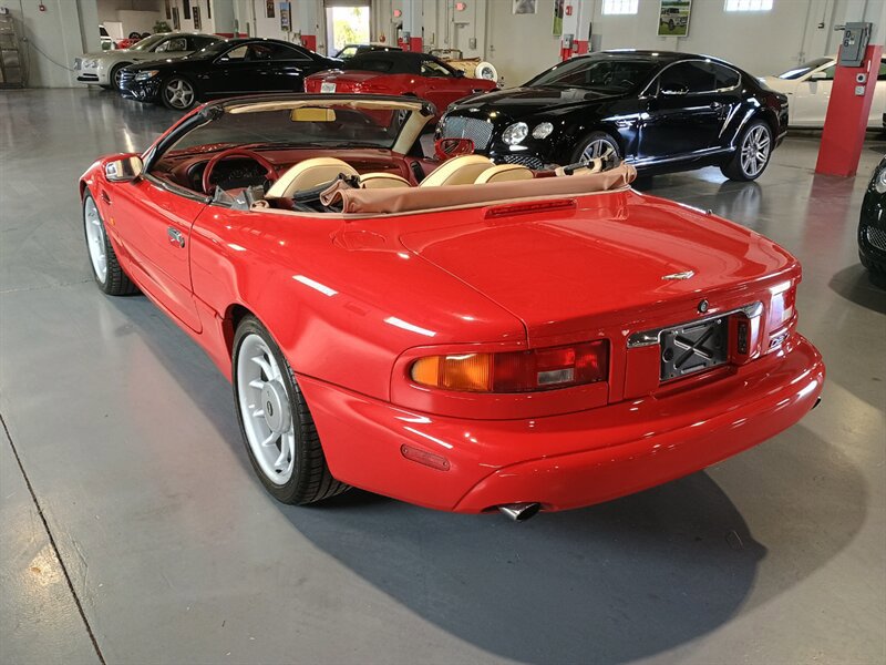 Used 1997 Aston Martin DB7 Volante RWD image 3