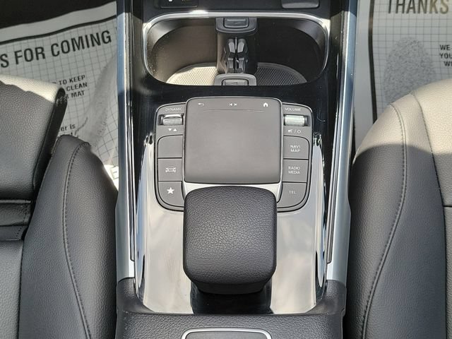 Used 2022 Mercedes-Benz GLB 250 image 20