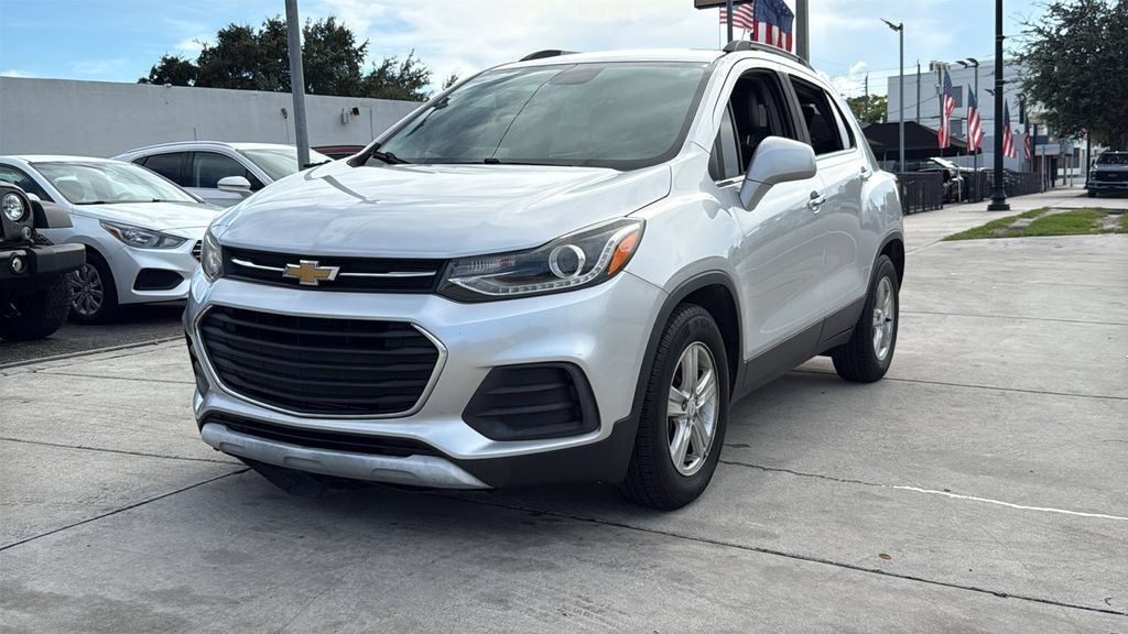 Used 2017 Chevrolet Trax LT w/ LT Convenience Package FWD image 10