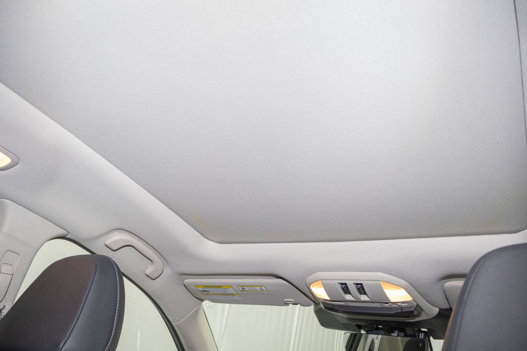 Used 2023 Subaru Ascent Touring AWD/4WD image 19