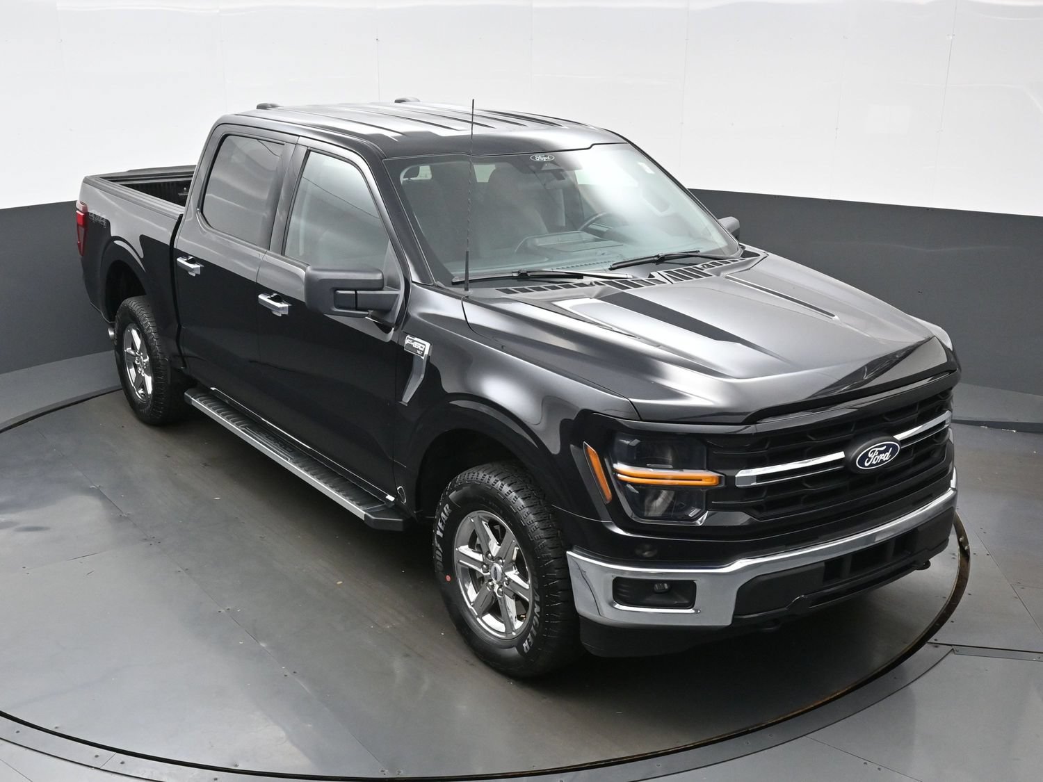 Used 2025 Ford F150 XLT w/ Equipment Group 301A Standard AWD/4WD image 38
