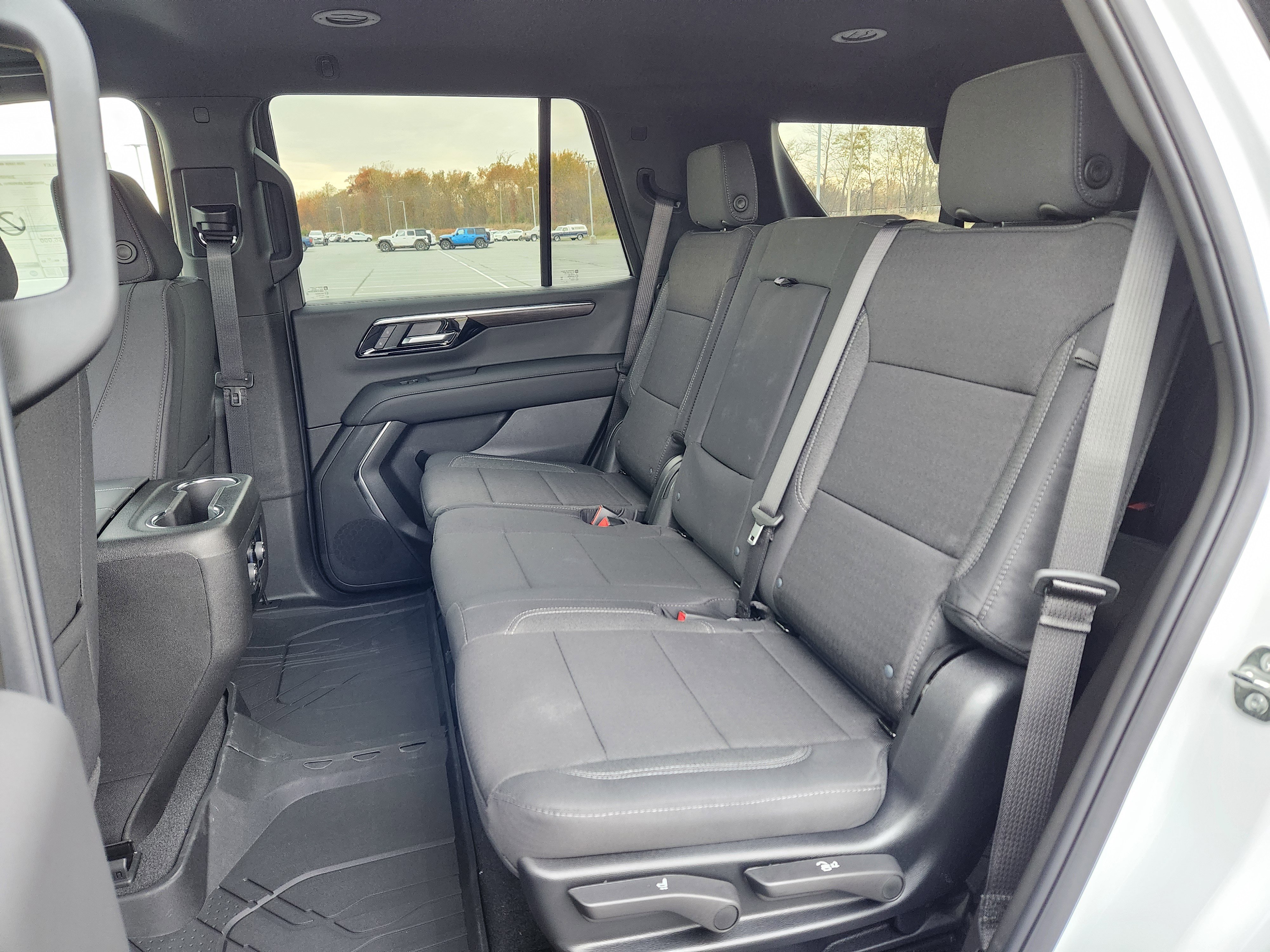 New 2026 Chevrolet Tahoe LS image 8