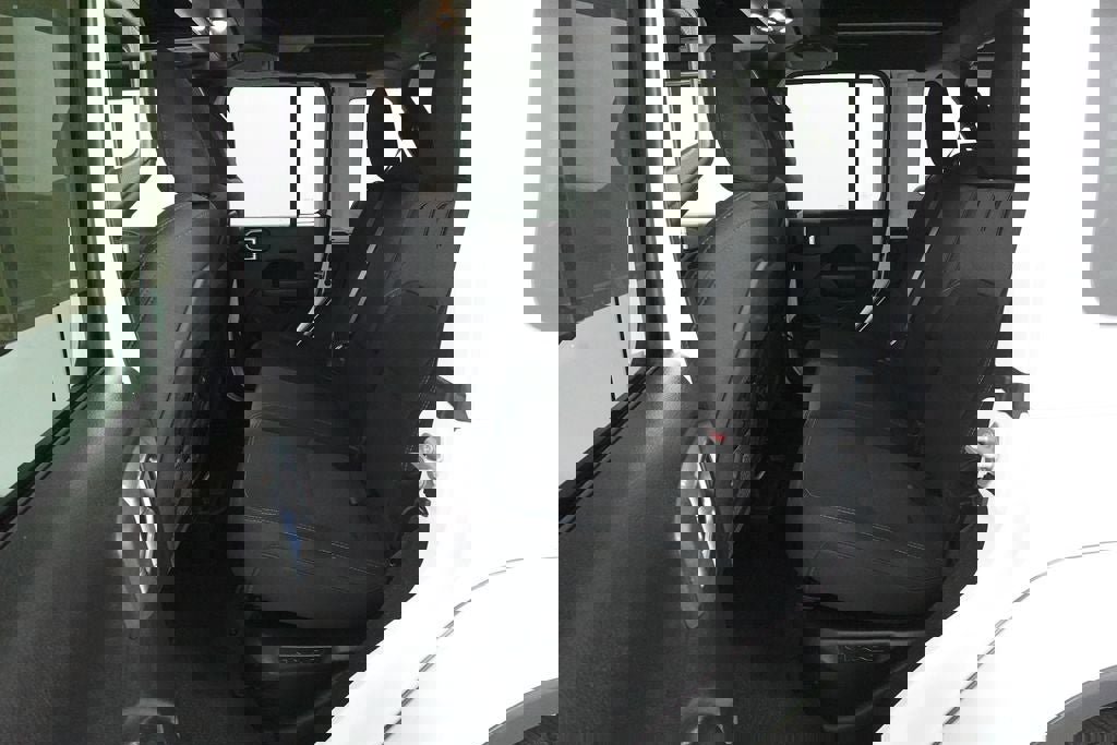 Used 2022 Jeep Wrangler Unlimited Rubicon 4xe w/ Cold Weather Group image 26