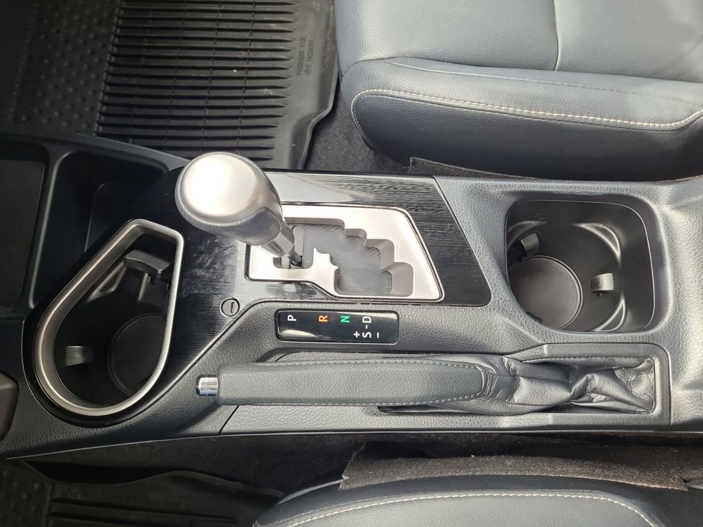 Used 2017 Toyota RAV4 Limited w/ Advanced Technology Package AWD/4WD image 25