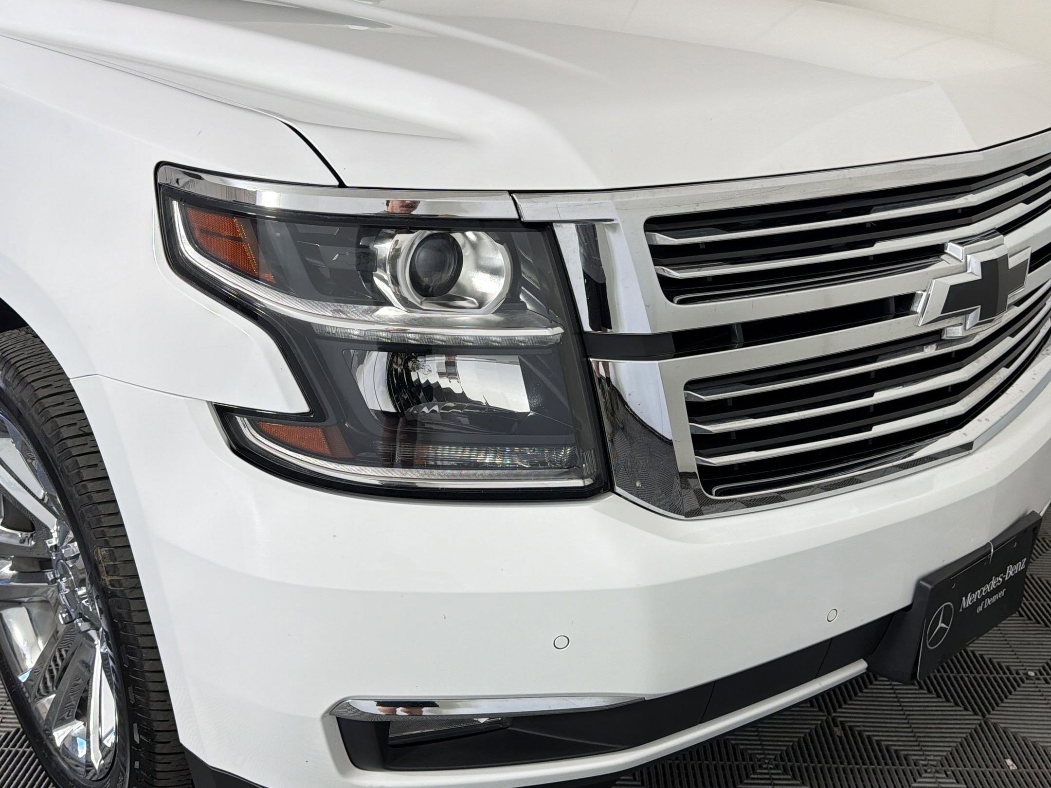 Used 2019 Chevrolet Suburban Premier w/ Premier Plus Edition AWD/4WD image 11