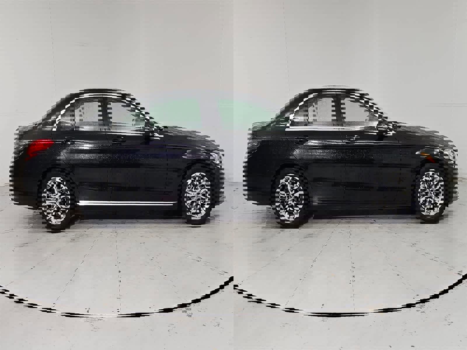 Used 2017 Mercedes-Benz C 300 Sedan image 7