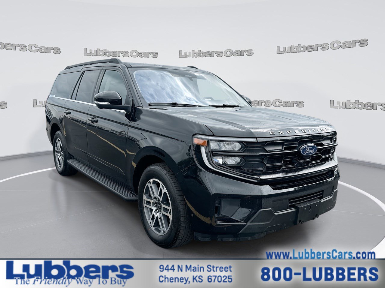 Used 2025 Ford Expedition Max Active AWD/4WD image 1