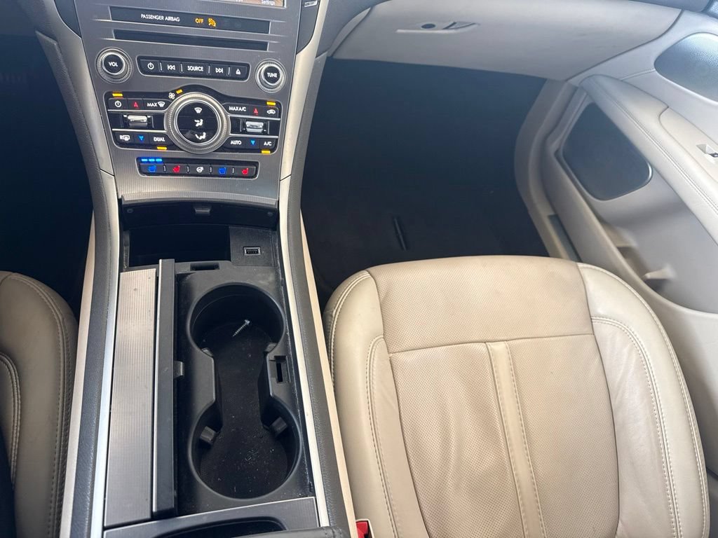 Used 2019 Lincoln MKZ Reserve w/ Luxury Package AWD/4WD image 20