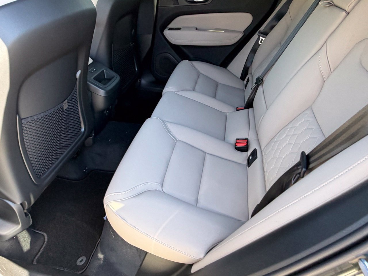 New 2027 Volvo XC60 B5 Plus AWD/4WD image 26